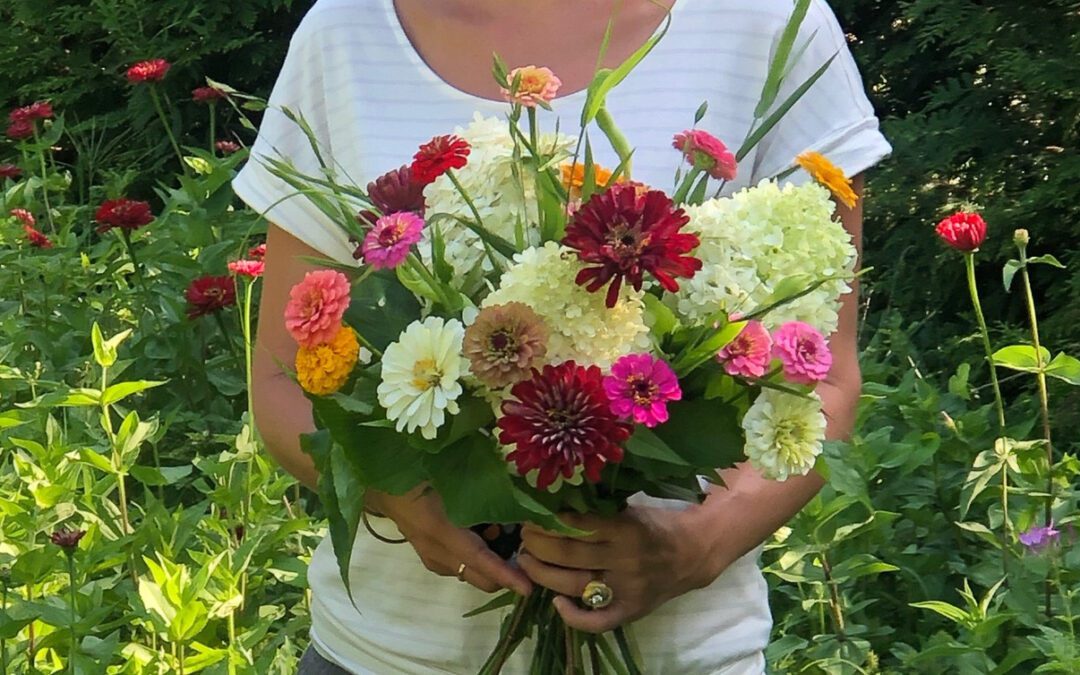 Rachel Brownlee with bouquet